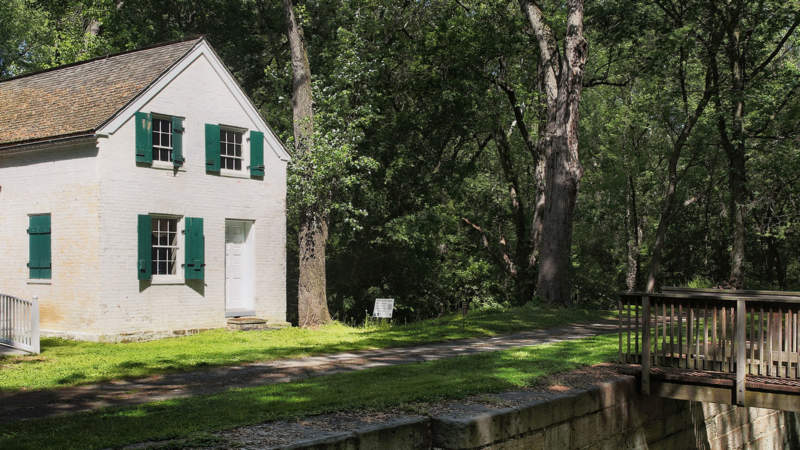 Lockhouse 28 Canal Quarters