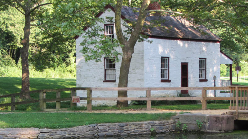 Lockhouse 6 Canal Quarters